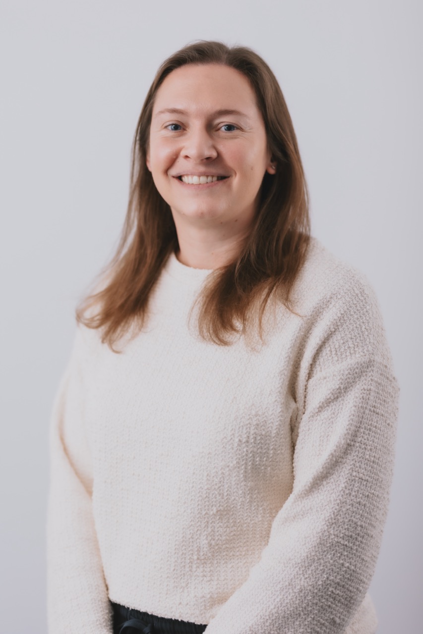 HS-35 Marianne Courtney Large