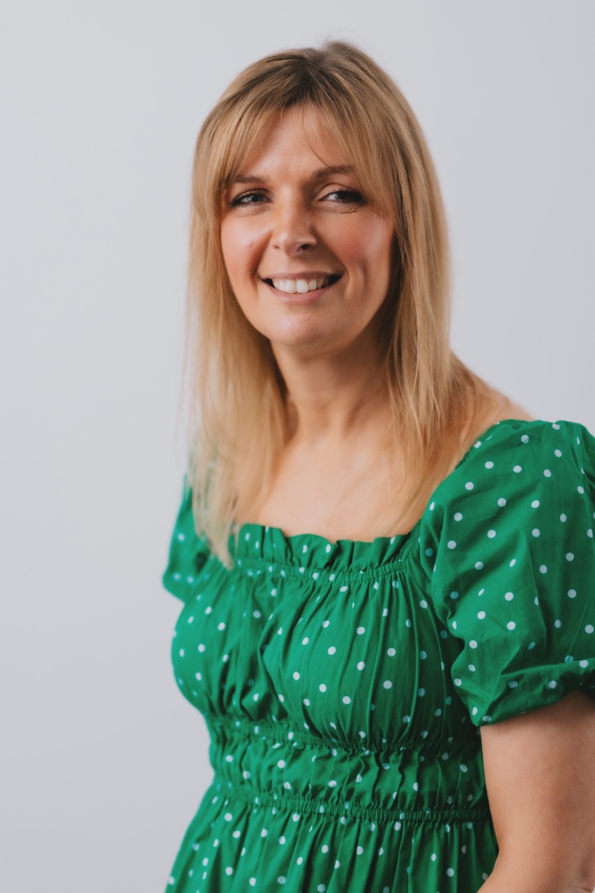 HS-68 - Philippa Martin Large