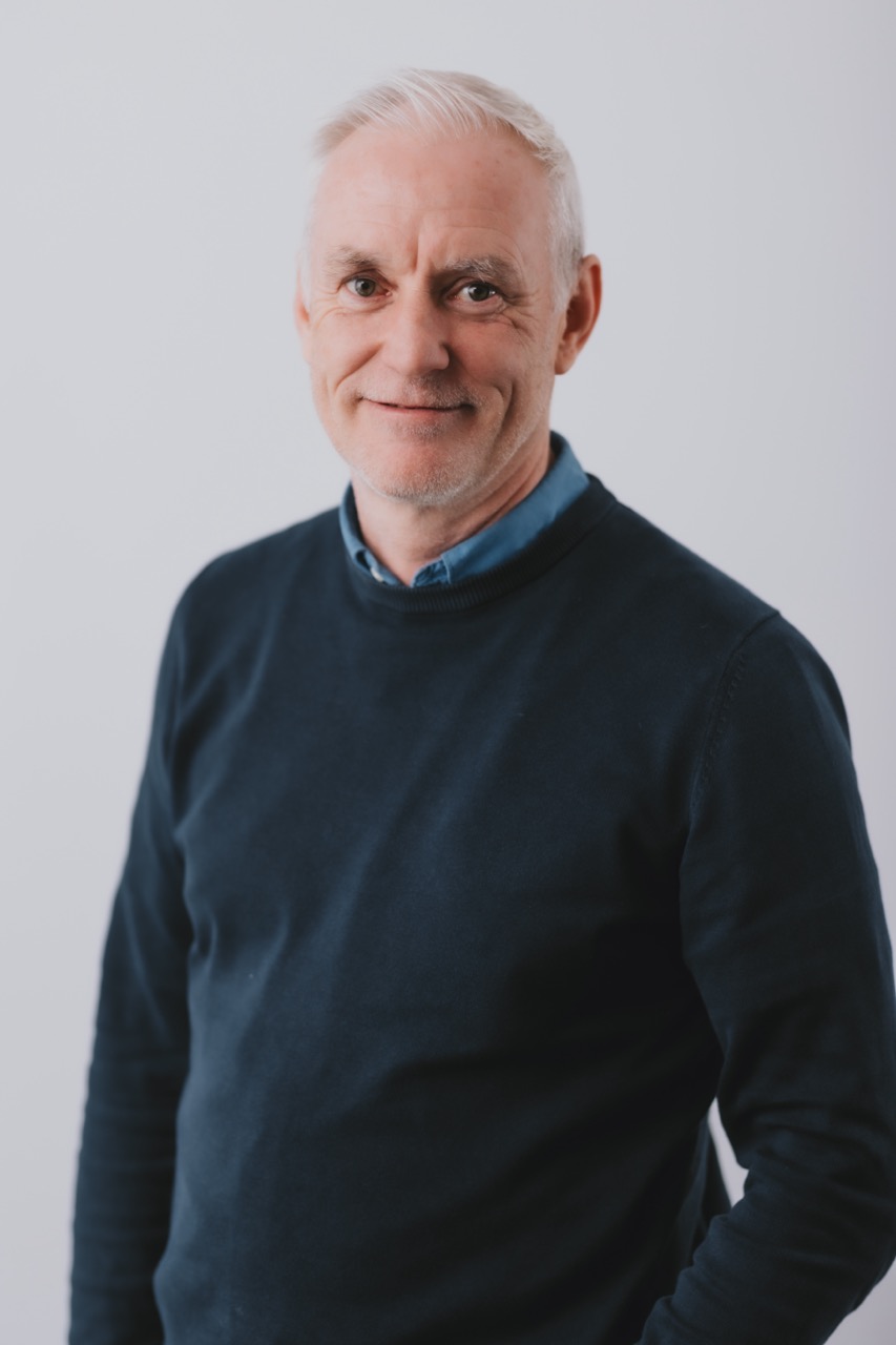 HS-88 Glen Swallow Large